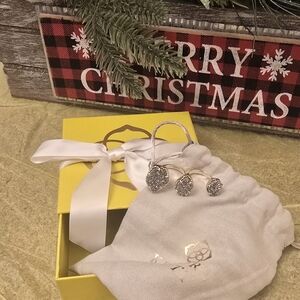 NWT Kendra Scott ring